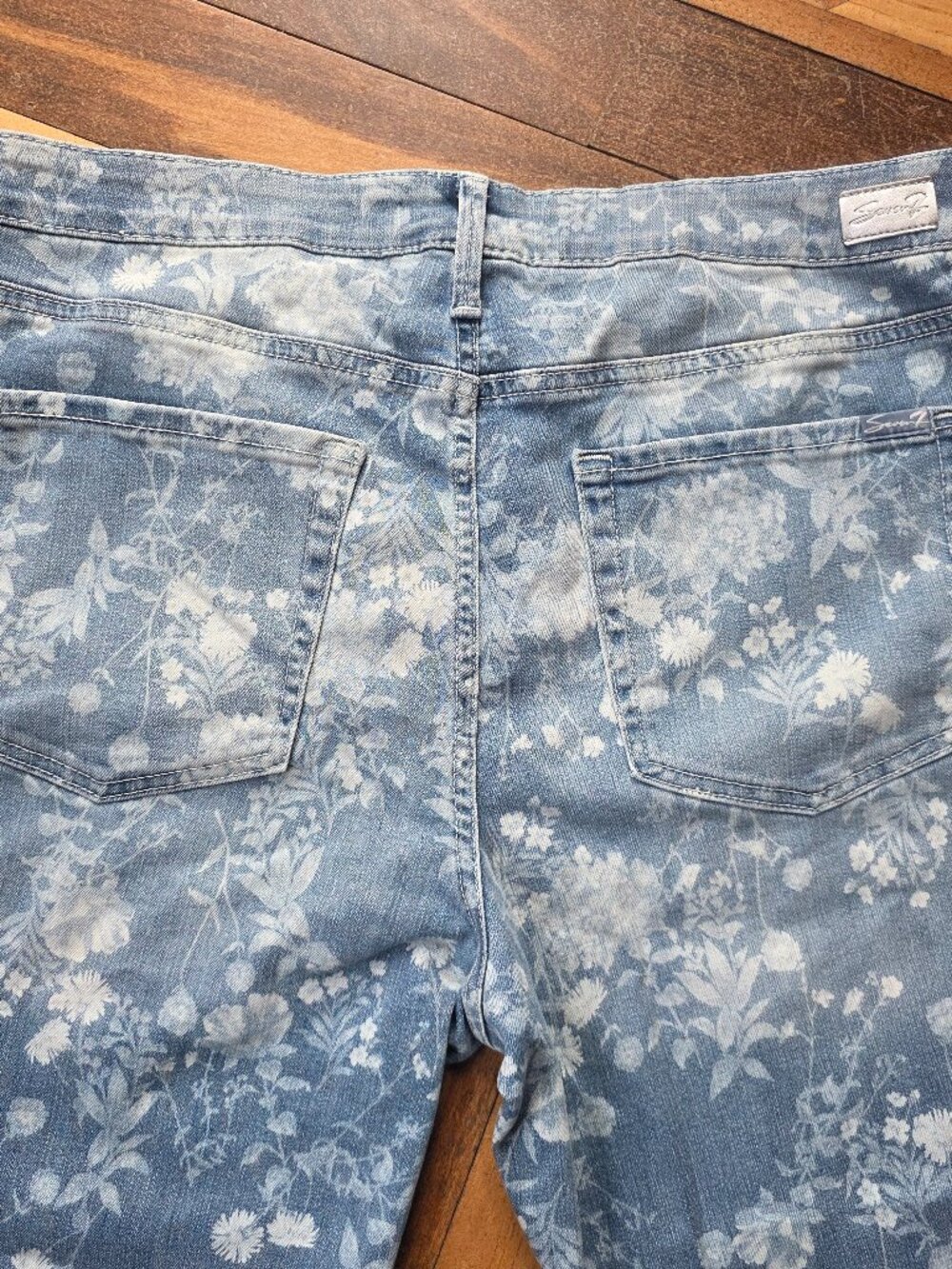 Seven7 High Rise Floral Kick Flare Bootcut Jeans Size 14 - Picture 16 of 16